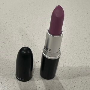 Mac up the amp for @kk2sell